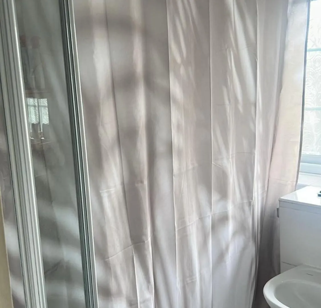 Serenity Short Stays Apartment